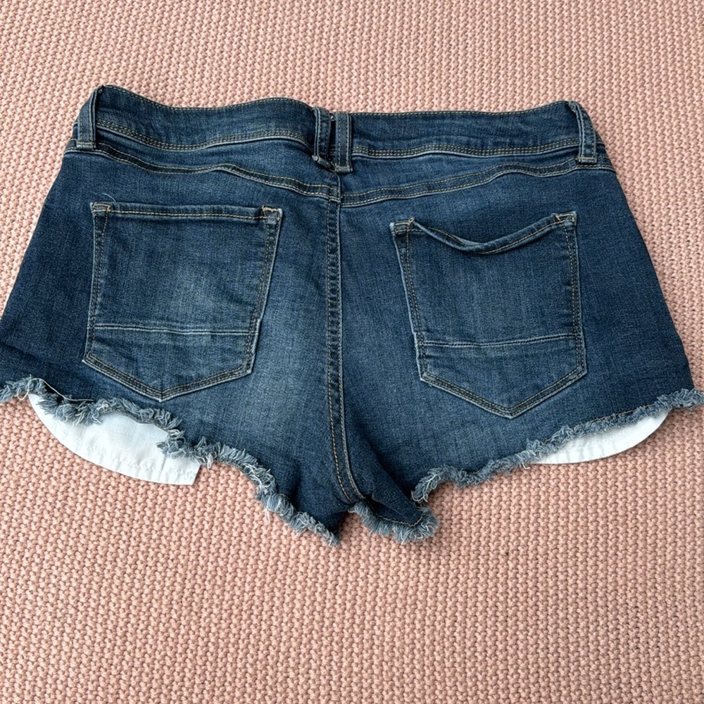 Rewash Jean Shorts - Picture 3 of 3
